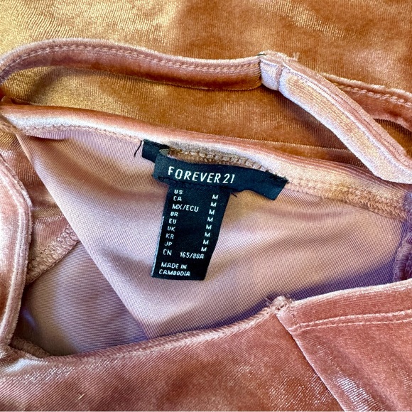 💎2/$20💎 SOFT PINK VELVET DRESS - Picture 7 of 10